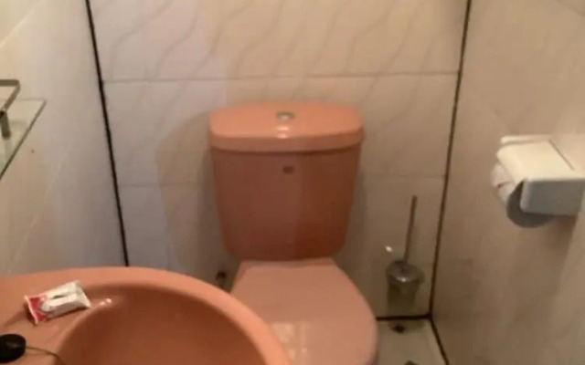 Guest House Hotel Chrisna - Hostel