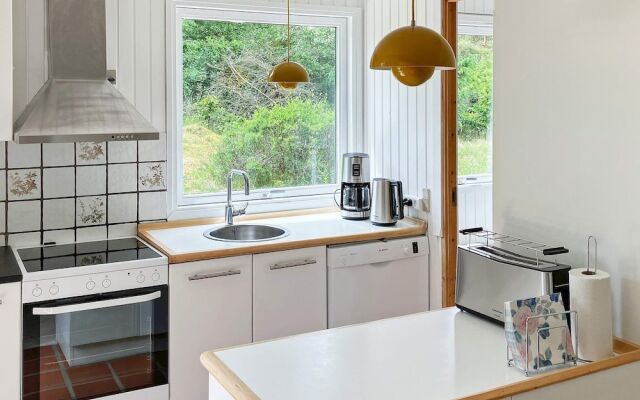 Cozy Holiday Home in Grenaa near Beach
