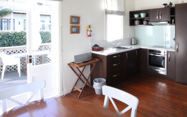 Mangonui Waterfront Apartment Motels