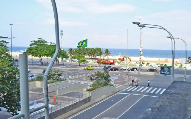 Copacabana Beach Apartments 48