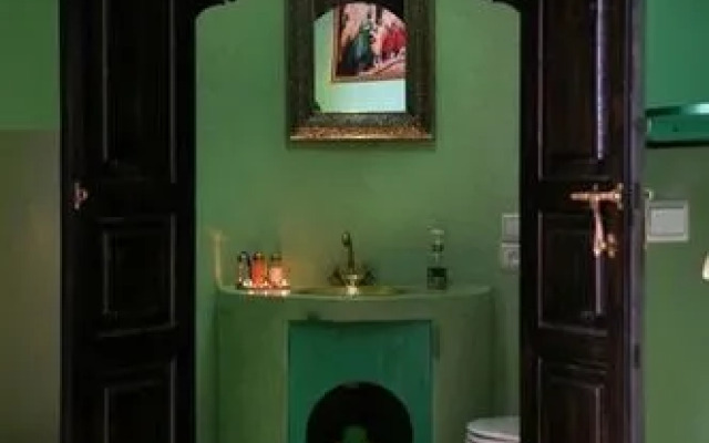 Riad Bleu Topaze