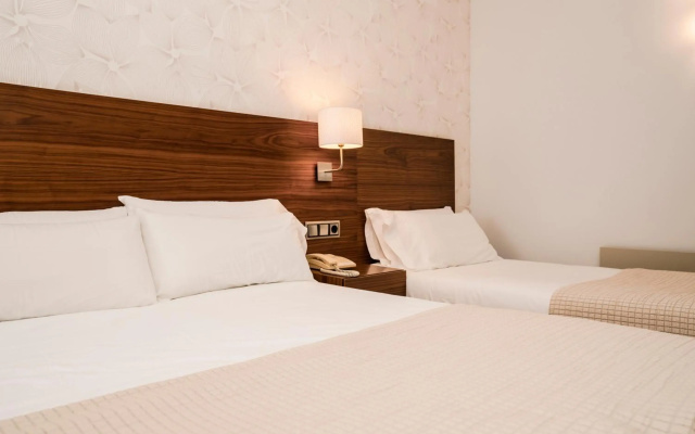 Hotel Pirámide
