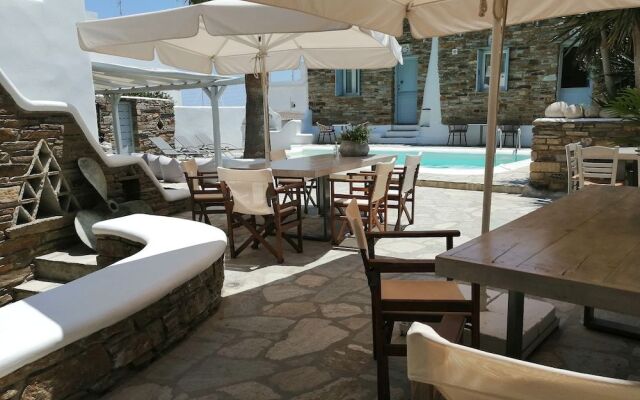 Onar Hotel and Suites