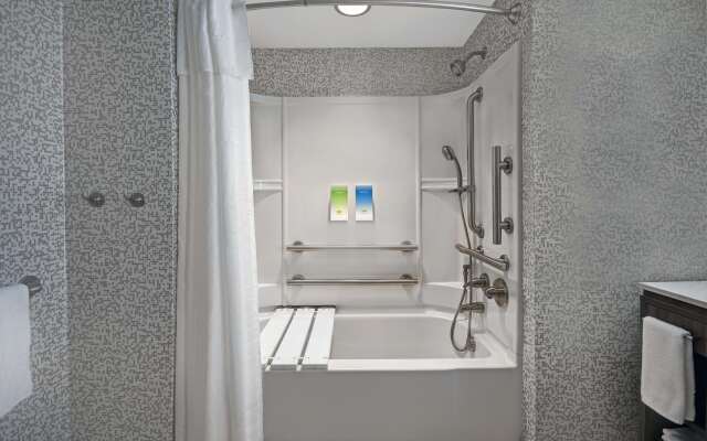 Home2 Suites by Hilton Utica, NY