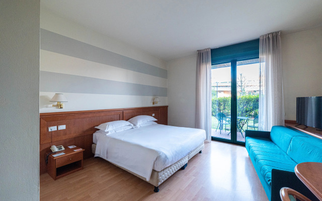 Phi Hotel Emilia