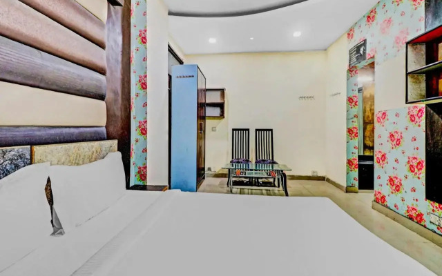 Oyo Flagship 67387 Karnal Royal