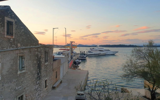 Seaside Murter Apartments