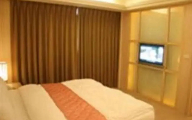 Esquire Hotel