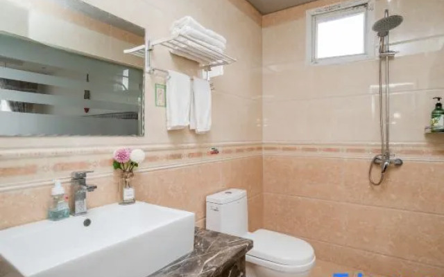 Cocoa Hotel (Emeishan Baoguo Temple)