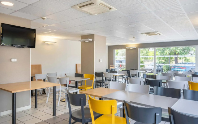 B&B HOTEL Marseille Aéroport Saint-Victoret