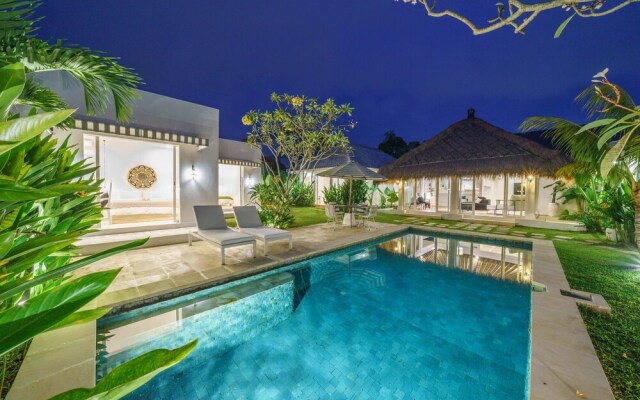 Villa Kelapa Putih