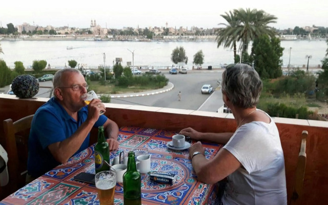 Nile Valley Hotel & Restaurant