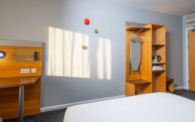 Holiday Inn Express Stevenage by IHG