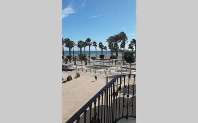 Apartamento primera linea vistas al mar