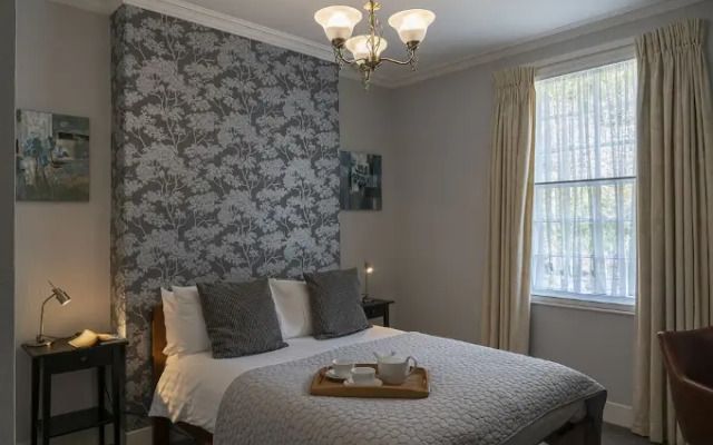 Queensberry House