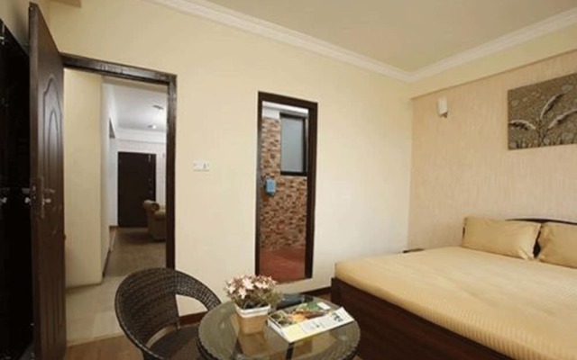 Vibrant  2BHK Apartment by Casa Deyra