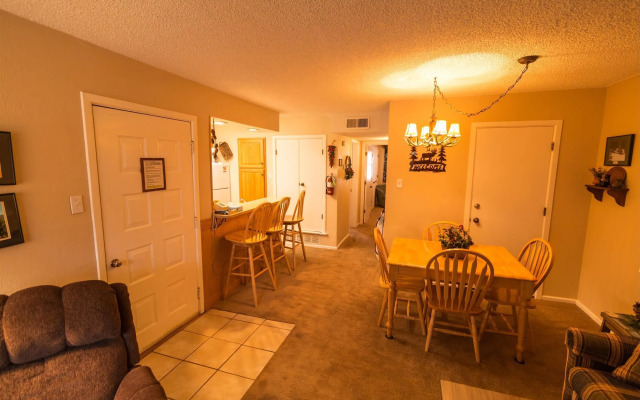 Auslander Condominiums