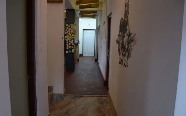 OYO 5034 Living Roof