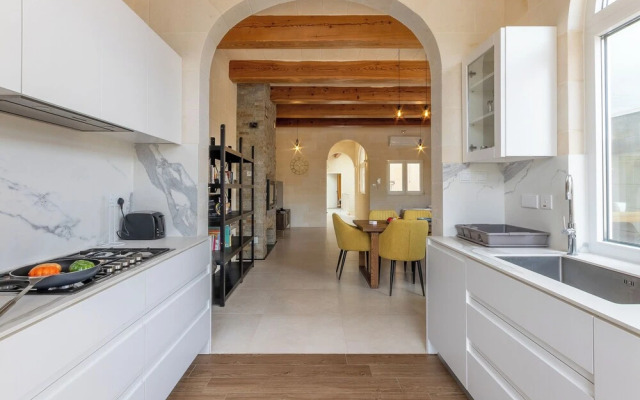 Solaris Gozitan Villa With Pool Gozo