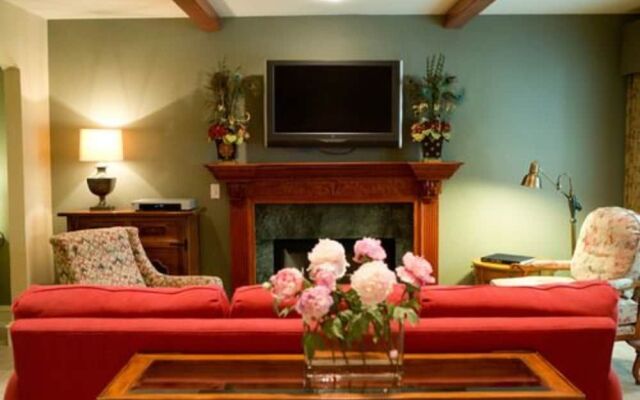 The Sanford House Inn & Spa