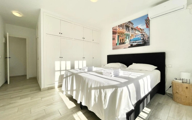 Sunset Torrevieja by Villas&You