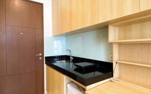Modern Design And Homey Studio Ciputra World 2 Apartment