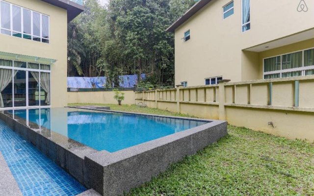 Templer Holiday Home
