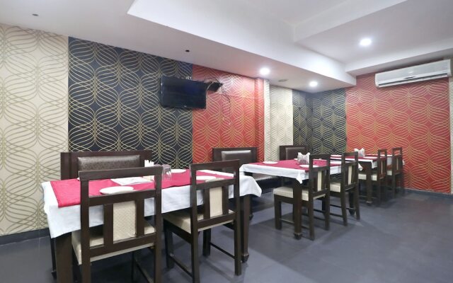 OYO 27012 Hotel Sk Residency