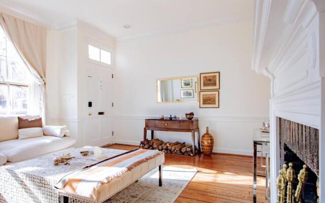 Cameron House of Old Town Alexandria