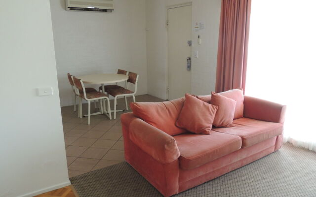 Argyle Terrace Motor Inn
