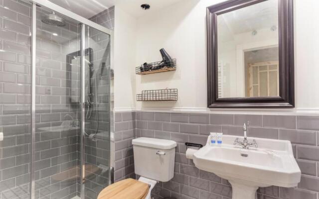 The Barn 69 by MIT House