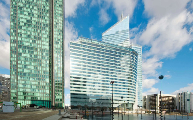 Melia Paris La Defense