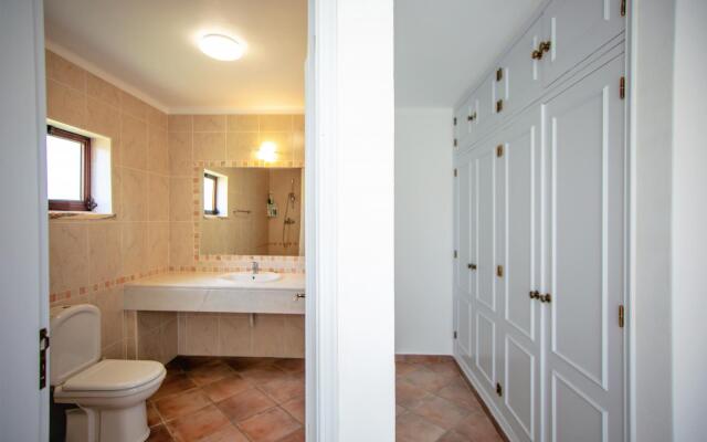 Villa Angelica by Portucasa