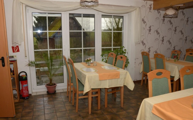 Hotel & Pension Haus Dewenter