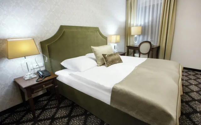 HG Hotel Restauracja
