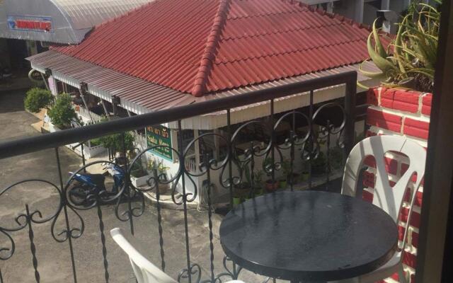 2 Vikings Restaurant & Guesthouse