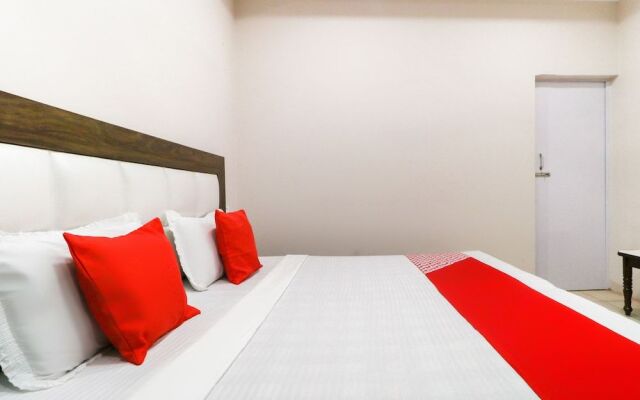 OYO 46349 Malaya House