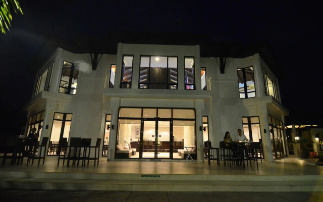 Hotel Kamana Sanctuary Resort and Spa