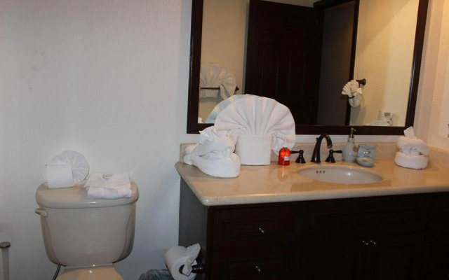 Sonoran Sky 1BR 306 by Casago