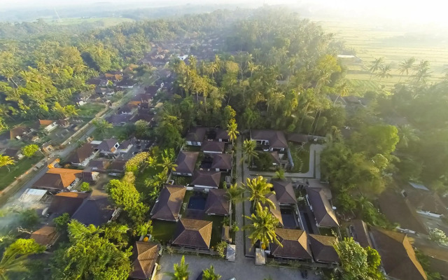 Ubud Raya Resort