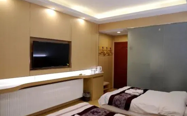 Rujia Business Hotel
