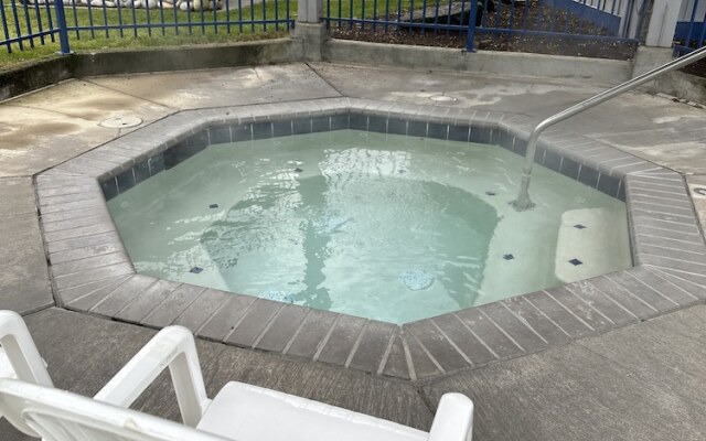 Edgewater Inn Shady Cove