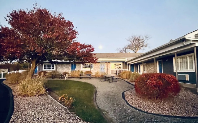 Scarborough Beach Motel