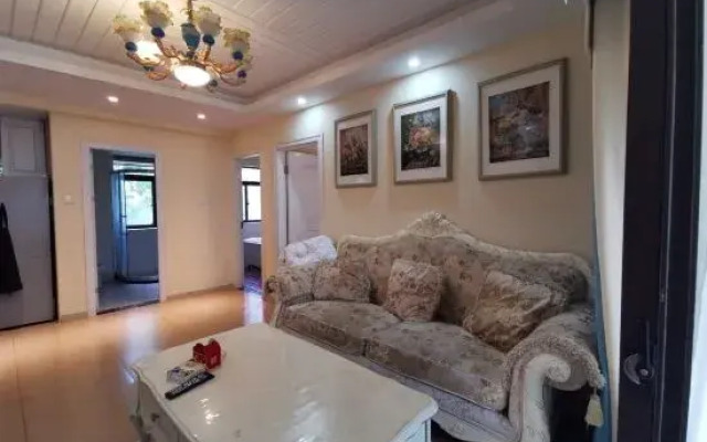 Yichun Huge Hot Spring Holiday Villa