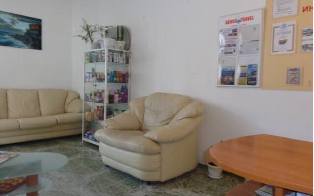 Poseidon Family Hotel