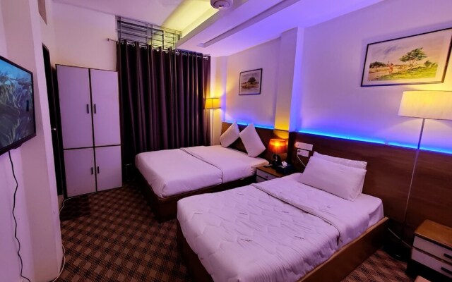Hotel Holy City BD