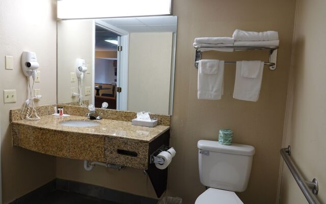 Family Inns of America