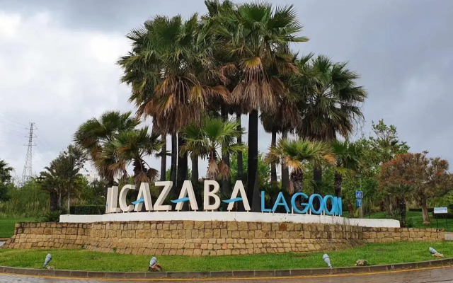 Luxury Penthouse Alcazaba Lagoon EHHouse