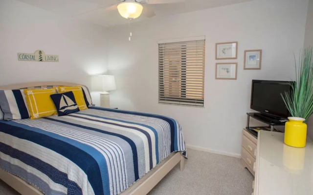 Unit 2101 - Ocean Racquet Club