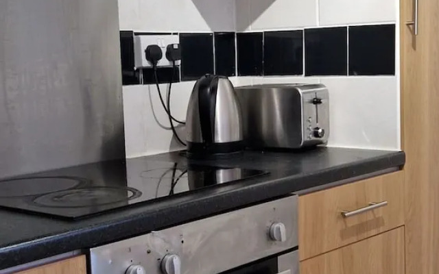 Spacious 1 Br Lincoln City Centre & Amenities, Free Parking